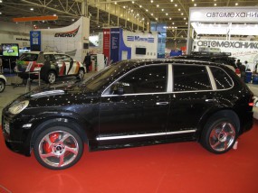 4х4 Офф-Роуд Центр и ProTuning на автосалоне «SIA-2011»